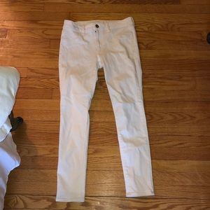 American eagle super stretch white jeans